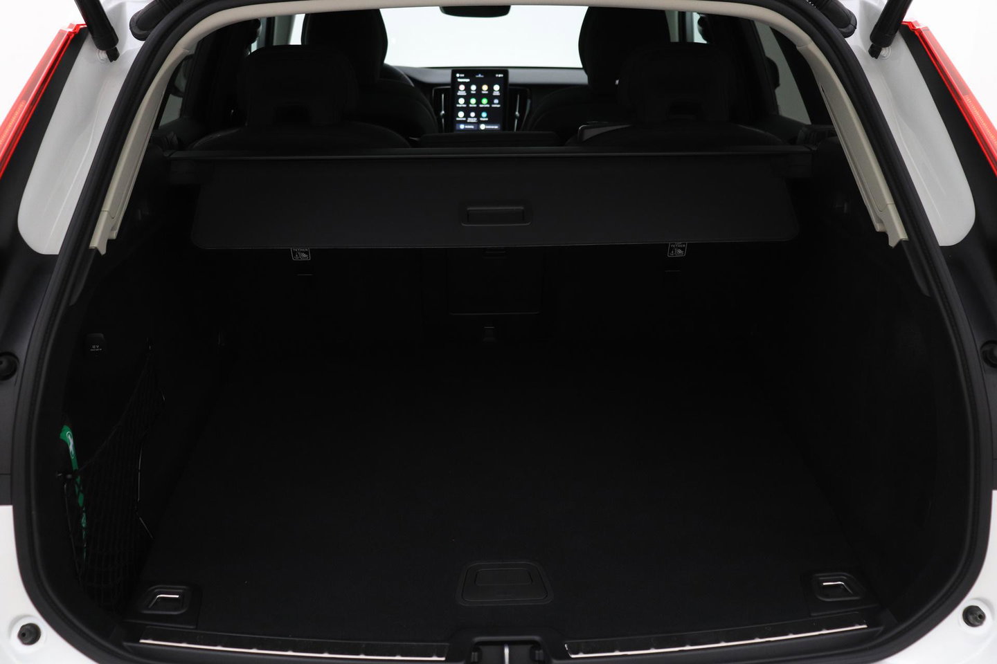 Volvo XC60 T8 Plug-in hybrid Plus Dark | FACELIFT | ACC | Panoramadak | Head-Up | Harman/Kardon | 360° Camera | BLIS