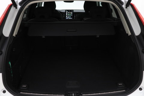 Volvo XC60 T8 Plug-in hybrid Plus Dark | FACELIFT | ACC | Panoramadak | Head-Up | Harman/Kardon | 360° Camera | BLIS