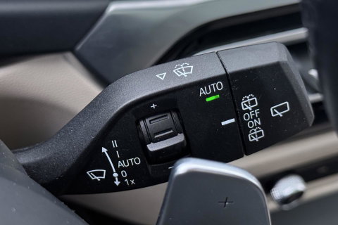 BMW 3 Serie Touring 330e xDrive | ACC | Trekhaak | Panoramadak | 360° Camera | Harman/Kardon | Head-Up | Stuurverwarming