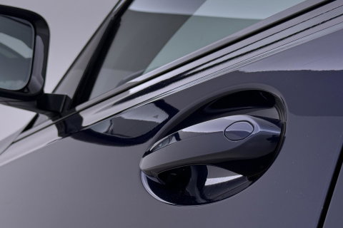 BMW 3 Serie Touring 330e xDrive | ACC | Trekhaak | Panoramadak | 360° Camera | Harman/Kardon | Head-Up | Stuurverwarming