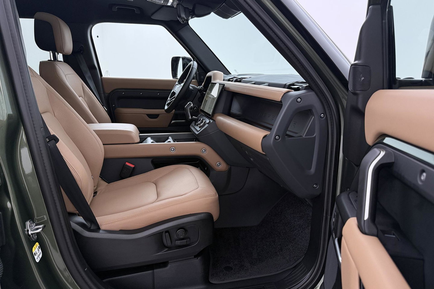 Land Rover Defender 2.0 P300e 110 X-Dynamic HSE | FACELIFT | Caraway | ClearSight | Meridian Surround | Head-Up | ACC | Panoramadak | Trekhaak