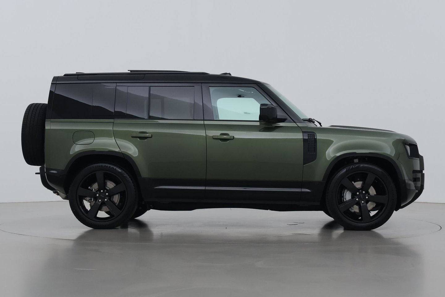 Land Rover Defender 2.0 P300e 110 X-Dynamic HSE | FACELIFT | Caraway | ClearSight | Meridian Surround | Head-Up | ACC | Panoramadak | Trekhaak