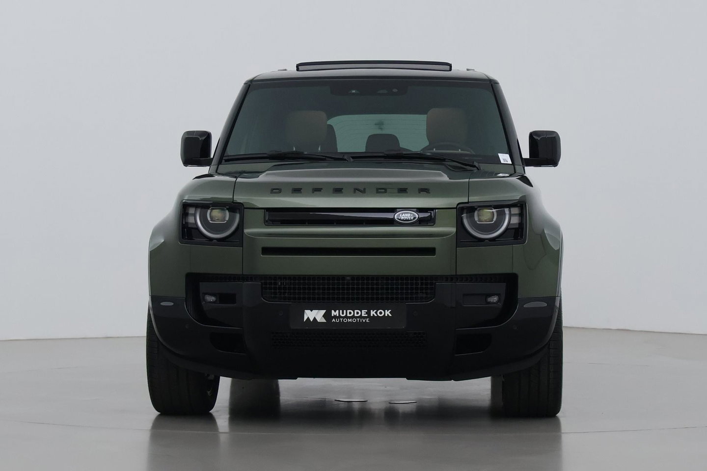 Land Rover Defender 2.0 P300e 110 X-Dynamic HSE | FACELIFT | Caraway | ClearSight | Meridian Surround | Head-Up | ACC | Panoramadak | Trekhaak