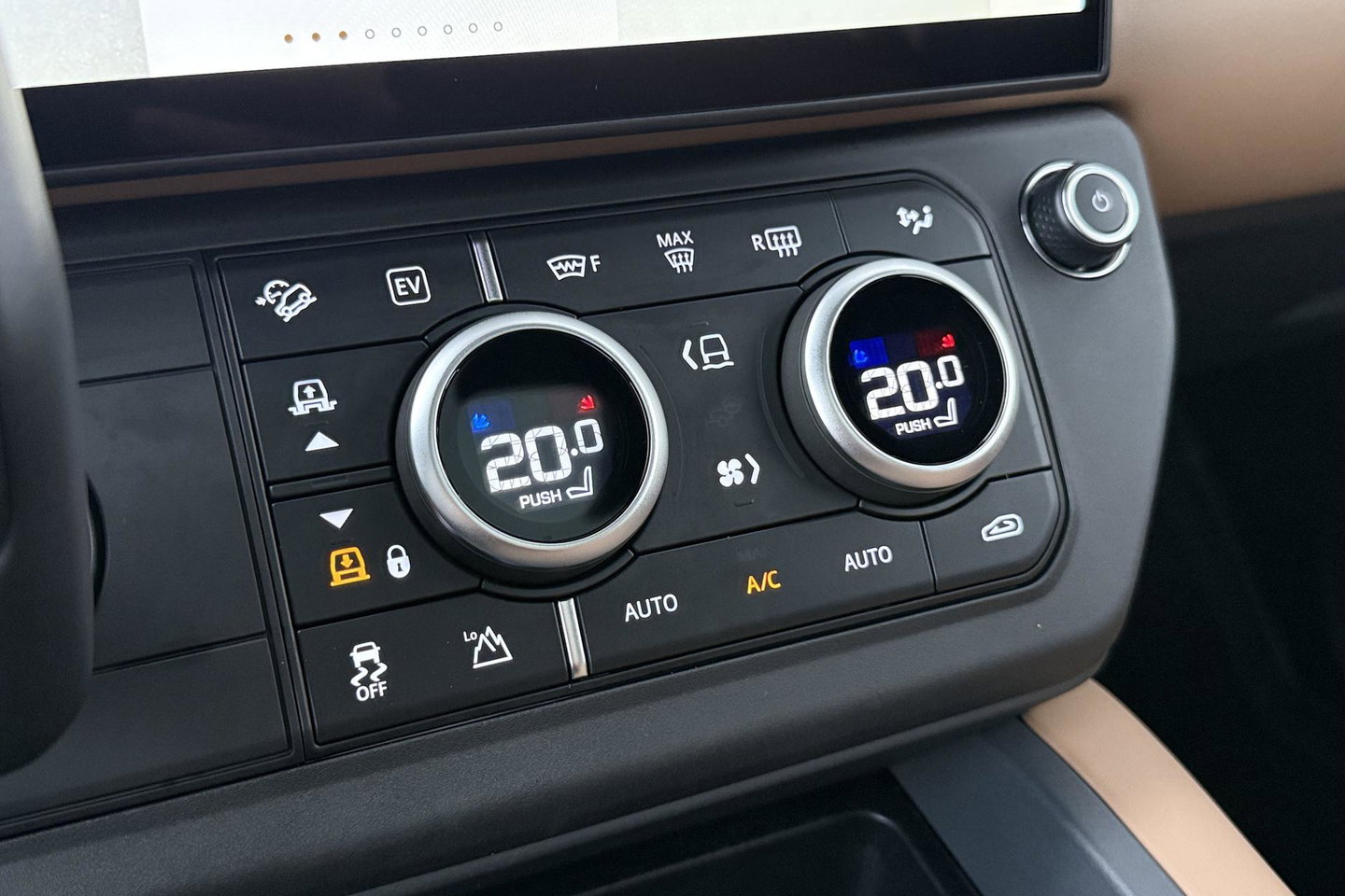 Land Rover Defender 2.0 P300e 110 X-Dynamic HSE | FACELIFT | Caraway | ClearSight | Meridian Surround | Head-Up | ACC | Panoramadak | Trekhaak