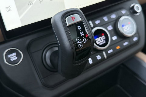 Land Rover Defender 2.0 P300e 110 X-Dynamic HSE | FACELIFT | Caraway | ClearSight | Meridian Surround | Head-Up | ACC | Panoramadak | Trekhaak