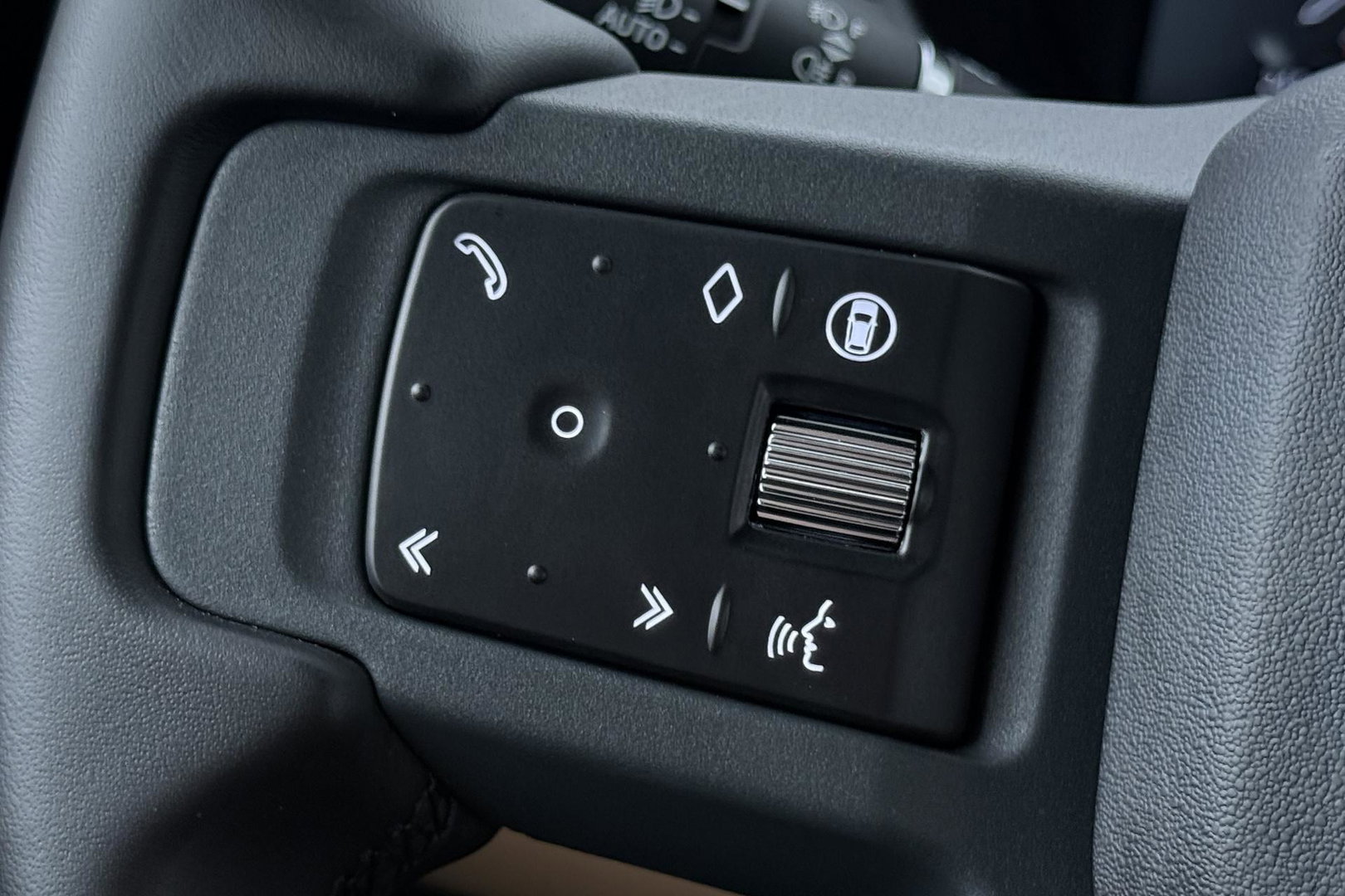 Land Rover Defender 2.0 P300e 110 X-Dynamic HSE | FACELIFT | Caraway | ClearSight | Meridian Surround | Head-Up | ACC | Panoramadak | Trekhaak