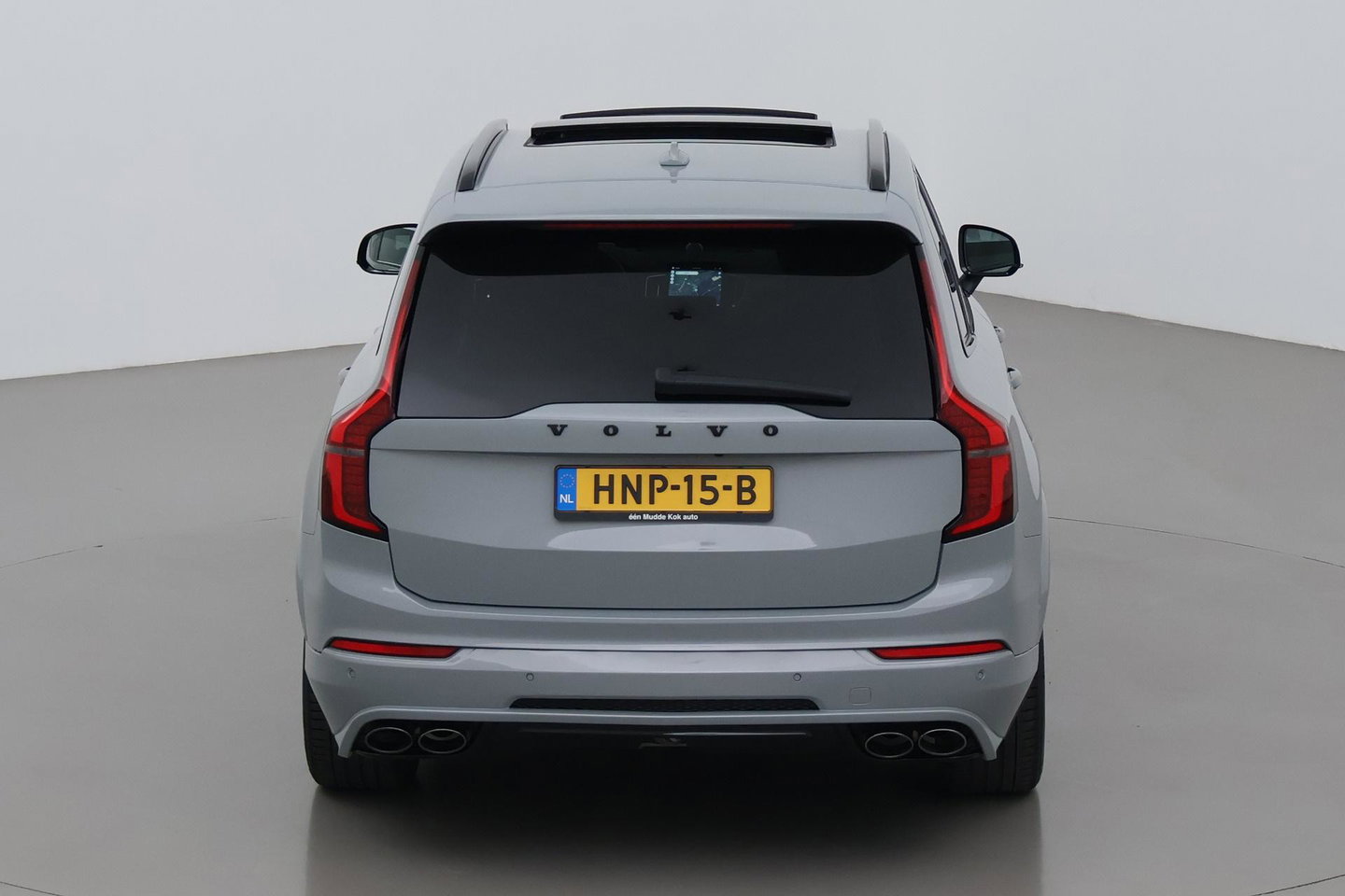 Volvo XC90 T8 Plug-in hybrid Ultra Dark | HEICO SPORTIV | ACC | Luchtvering | Bowers&Wilkins | Panoramadak | Trekhaak | Massage
