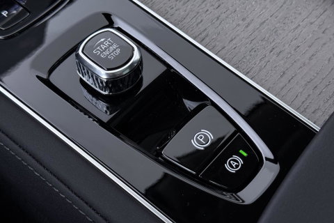 Volvo XC90 T8 Plug-in hybrid Ultra Dark | HEICO SPORTIV | ACC | Luchtvering | Bowers&Wilkins | Panoramadak | Trekhaak | Massage