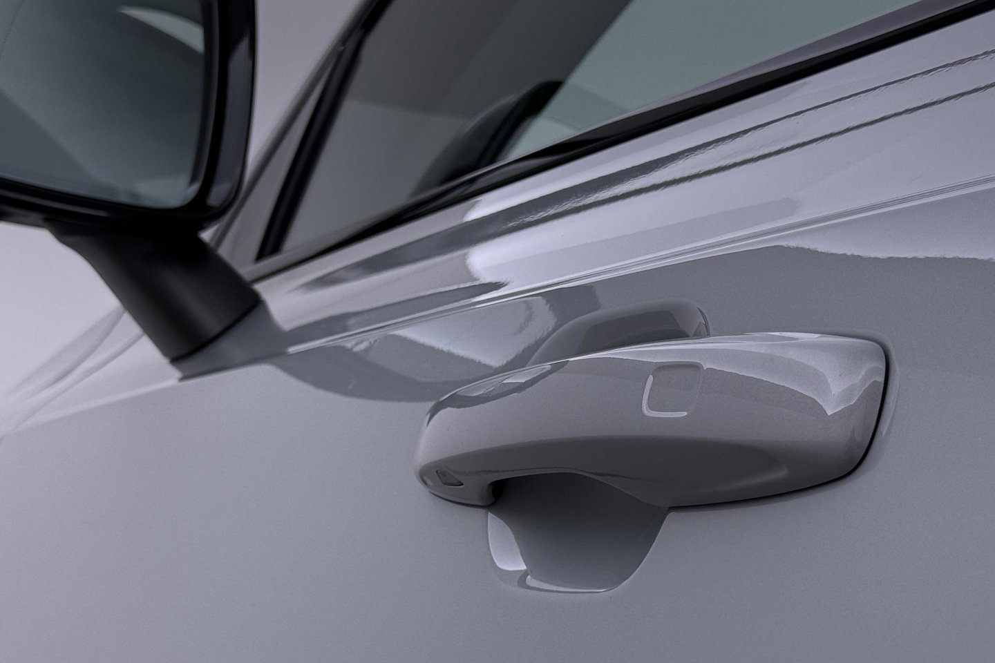 Volvo XC90 T8 Plug-in hybrid Ultra Dark | HEICO SPORTIV | ACC | Luchtvering | Bowers&Wilkins | Panoramadak | Trekhaak | Massage