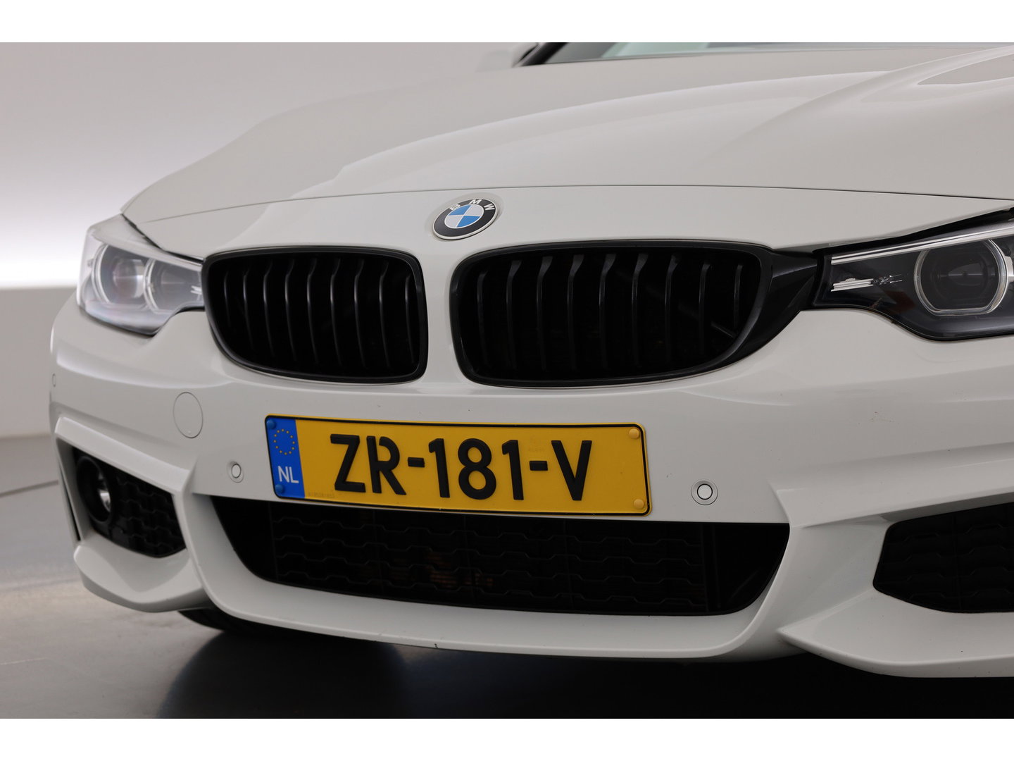 BMW 4 Serie Gran Coupé 420i High Executive Edition | RIJKLAAR!! | Cruise Contr. | Leder | Camera | Stoelverw. | LED | Navi | PDC V+A | 18''