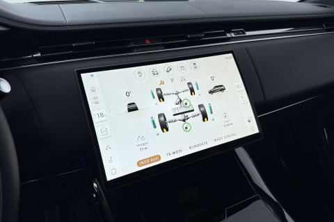 Land Rover Range Rover Sport 3.0 P550e Autobiography PHEV | British Racing Green | Performance Voorstoelen | Trekhaak | Luchtvering | Panoramadak | Meridian 3D | 23 Inch