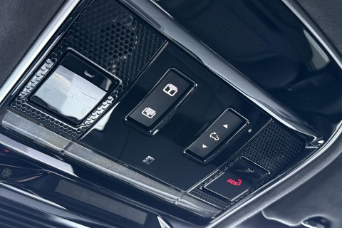 Land Rover Range Rover Sport 3.0 P550e Autobiography PHEV | British Racing Green | Performance Voorstoelen | Trekhaak | Luchtvering | Panoramadak | Meridian 3D | 23 Inch