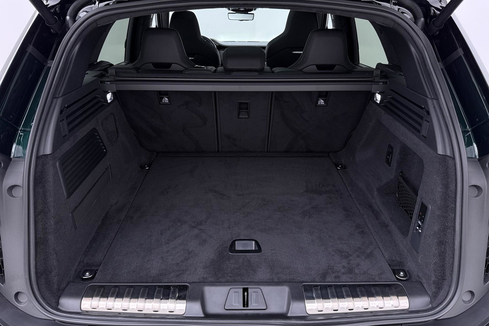 Land Rover Range Rover Sport 3.0 P550e Autobiography PHEV | British Racing Green | Performance Voorstoelen | Trekhaak | Luchtvering | Panoramadak | Meridian 3D | 23 Inch