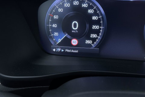 Volvo XC40 2.0 B4 Momentum Pro | ACC | Trekhaak | Standkachel | Stoel+Stuurverwarming | Verwarmbare Achterbank | Camera | BLIS