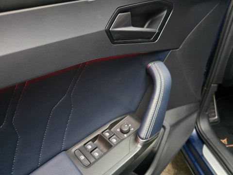 CUPRA Formentor 1.4 e-Hybrid VZ Performance Pano Kuipstoelen LED Camera Leder 19"LM