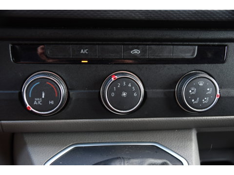 Volkswagen Transporter 2.0 TDI L1H1 30 Bulli Virtual, Adaptieve Cruise, Camera, Carplay, LED, Automaat, Sensoren, multimedia, Uniek!