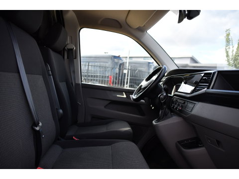 Volkswagen Transporter 2.0 TDI L1H1 30 Bulli Virtual, Adaptieve Cruise, Camera, Carplay, LED, Automaat, Sensoren, multimedia, Uniek!