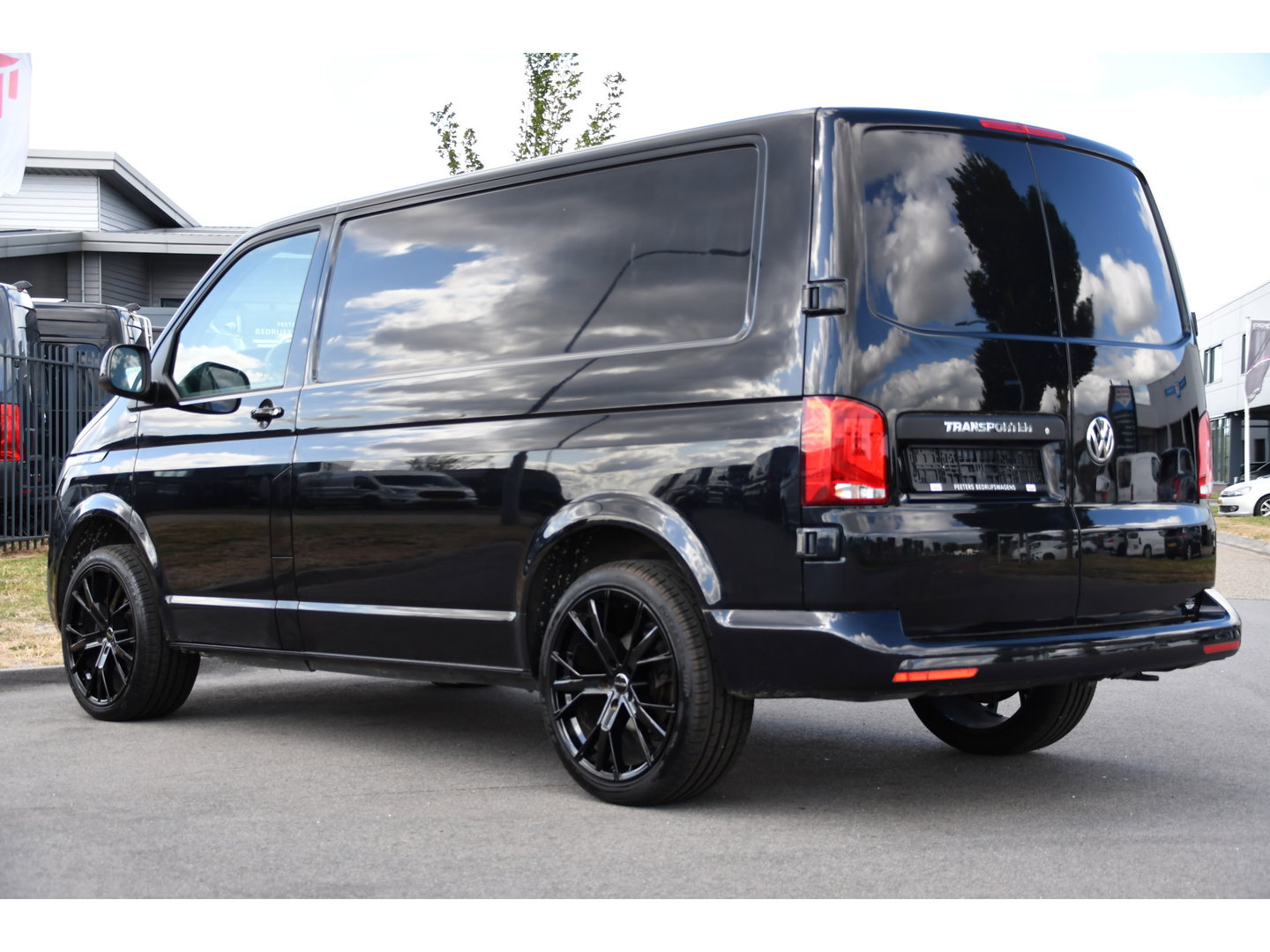 Volkswagen Transporter 2.0 TDI L1H1 30 Bulli Virtual, Adaptieve Cruise, Camera, Carplay, LED, Automaat, Sensoren, multimedia, Uniek!