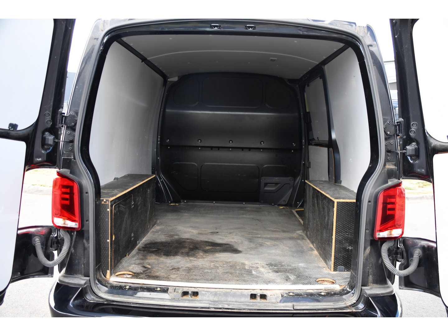 Volkswagen Transporter 2.0 TDI L1H1 30 Bulli Virtual, Adaptieve Cruise, Camera, Carplay, LED, Automaat, Sensoren, multimedia, Uniek!