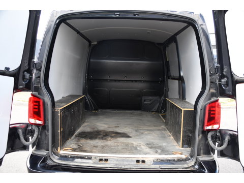 Volkswagen Transporter 2.0 TDI L1H1 30 Bulli Virtual, Adaptieve Cruise, Camera, Carplay, LED, Automaat, Sensoren, multimedia, Uniek!