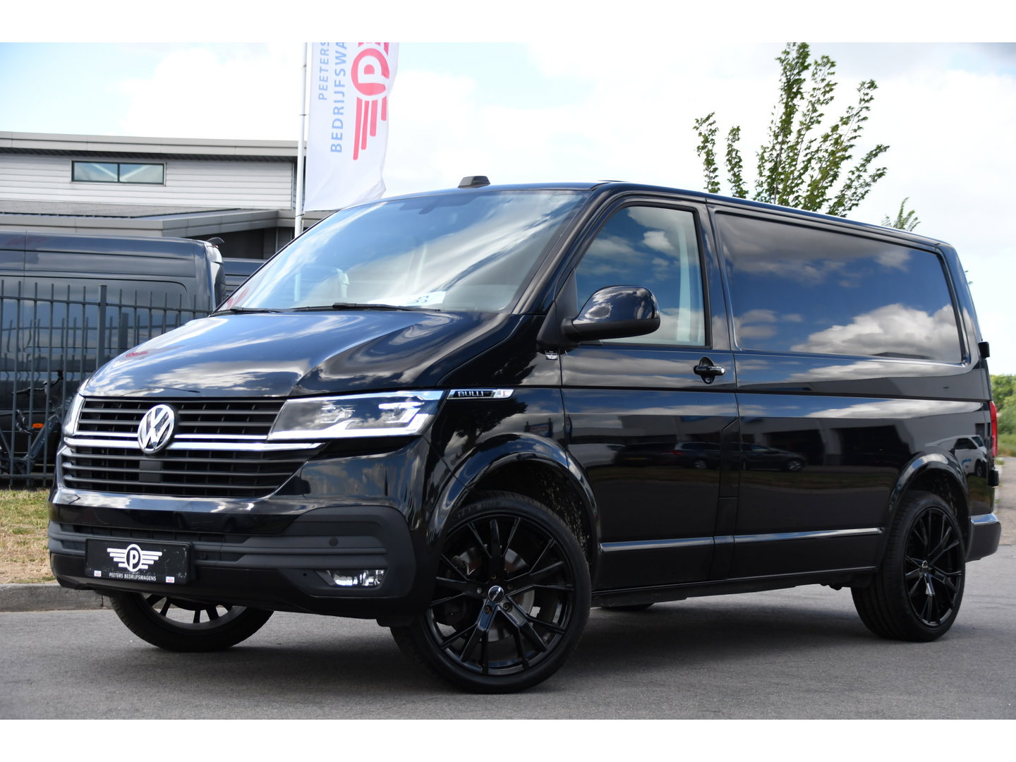 Volkswagen Transporter 2.0 TDI L1H1 30 Bulli Virtual, Adaptieve Cruise, Camera, Carplay, LED, Automaat, Sensoren, multimedia, Uniek!
