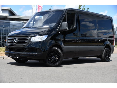 Mercedes-Benz Sprinter 314 2.2 CDI L2H1 Black Edition Camera, Cruise, Carplay, Multimedia, Airco, Trekhaak, 143pk, Automaat, Uniek!