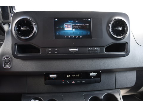 Mercedes-Benz Sprinter 314 2.2 CDI L2H1 Black Edition Camera, Cruise, Carplay, Multimedia, Airco, Trekhaak, 143pk, Automaat, Uniek!