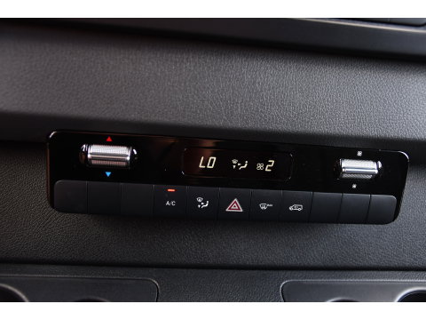 Mercedes-Benz Sprinter 314 2.2 CDI L2H1 Black Edition Camera, Cruise, Carplay, Multimedia, Airco, Trekhaak, 143pk, Automaat, Uniek!