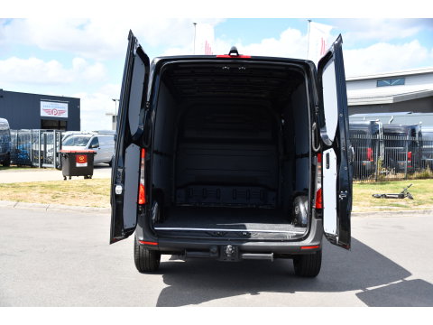 Mercedes-Benz Sprinter 314 2.2 CDI L2H1 Black Edition Camera, Cruise, Carplay, Multimedia, Airco, Trekhaak, 143pk, Automaat, Uniek!
