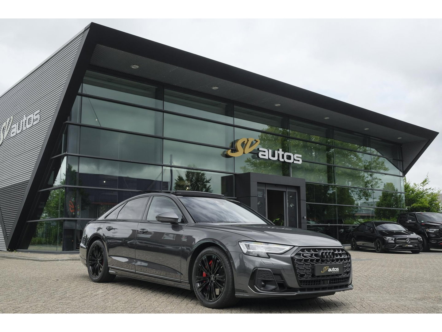 Audi A8 60 TFSIe 462pk S-Line Quattro Panoramdak *BTW* B&O *SOH 100%* 4-Wielsturing RS stoelen Luchtvering Massage Stoelkoeling
