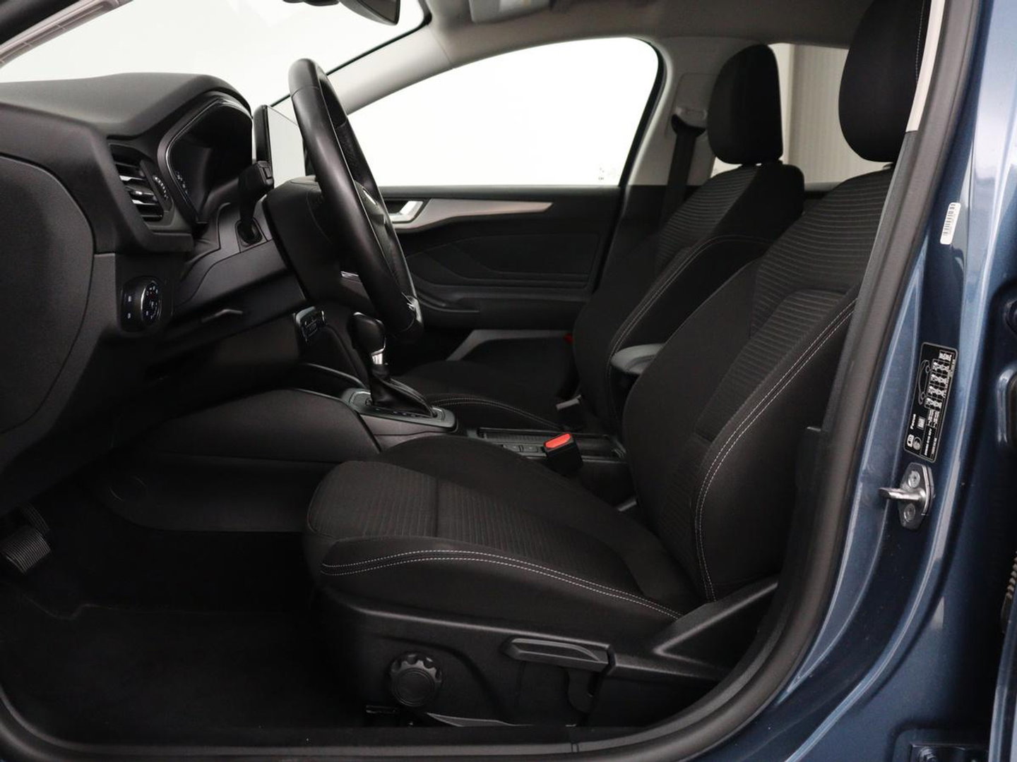 Ford FOCUS Wagon 1.0 EcoBoost Hybrid Titanium Automaat 155 PK | Navi | Clima | Cruise Control | Parkeersensor | Carplay | DAB+