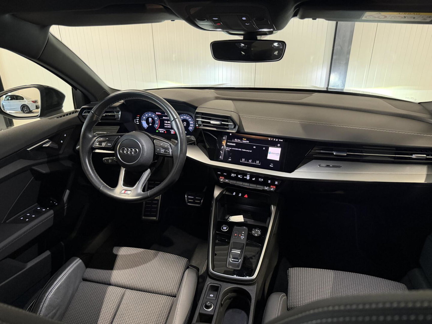 Audi A3 Sportback 35 TFSI 3X S-line Virtual Trekhaak NAP