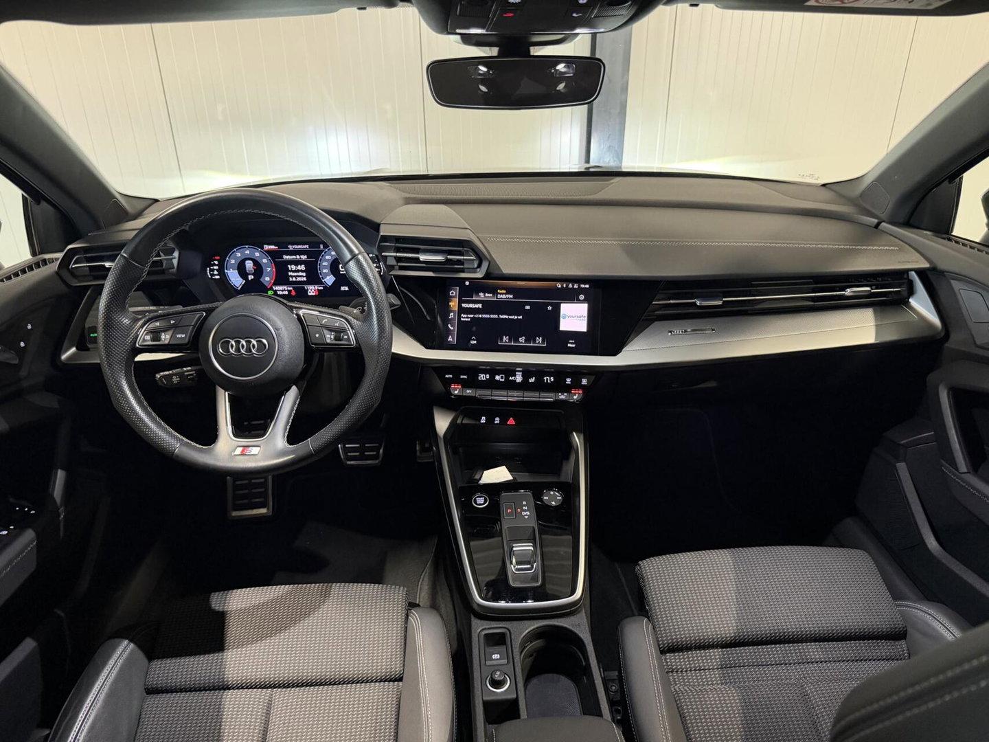 Audi A3 Sportback 35 TFSI 3X S-line Virtual Trekhaak NAP