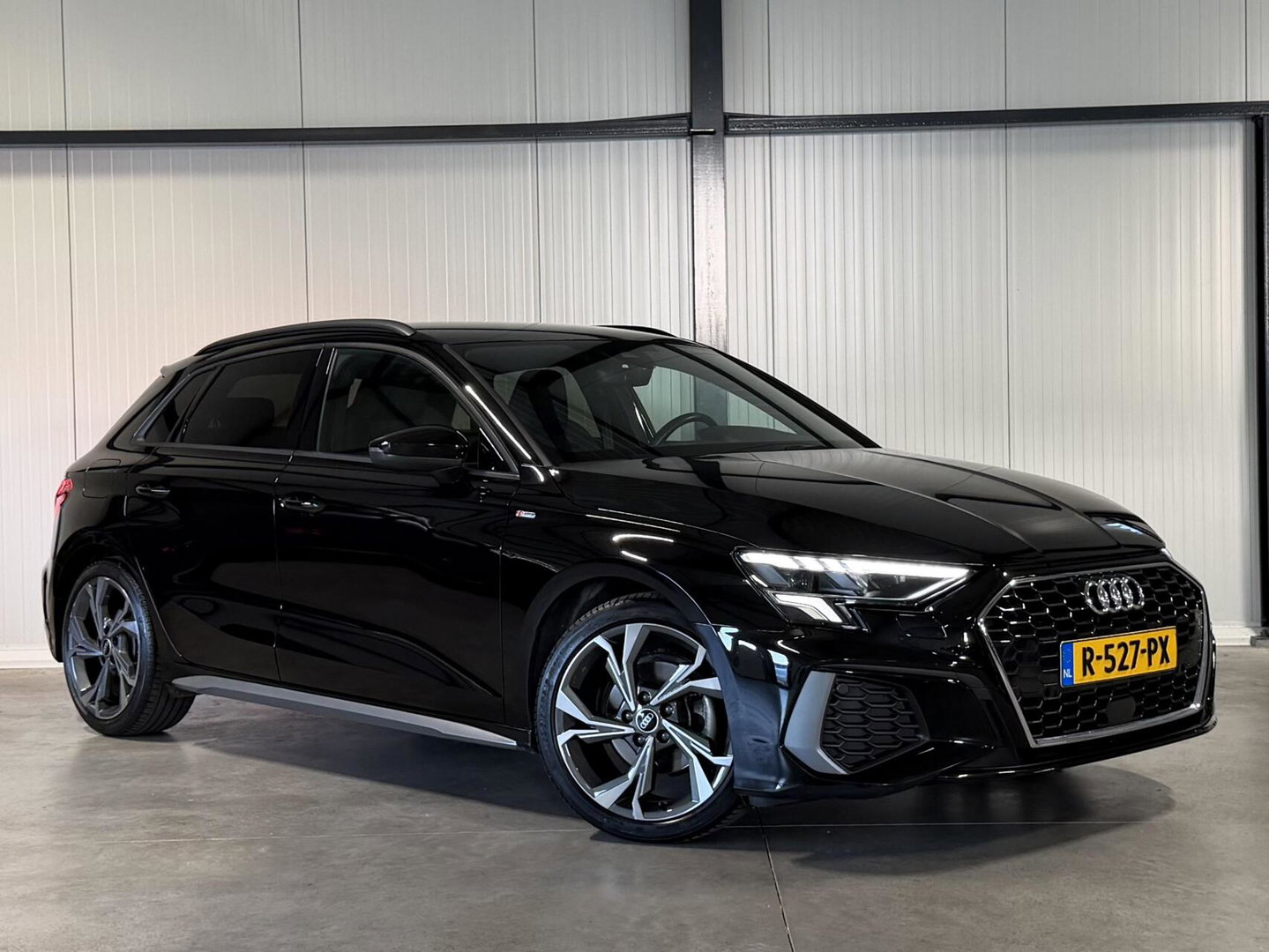 Audi A3 Sportback 35 TFSI 3X S-line Virtual Trekhaak NAP