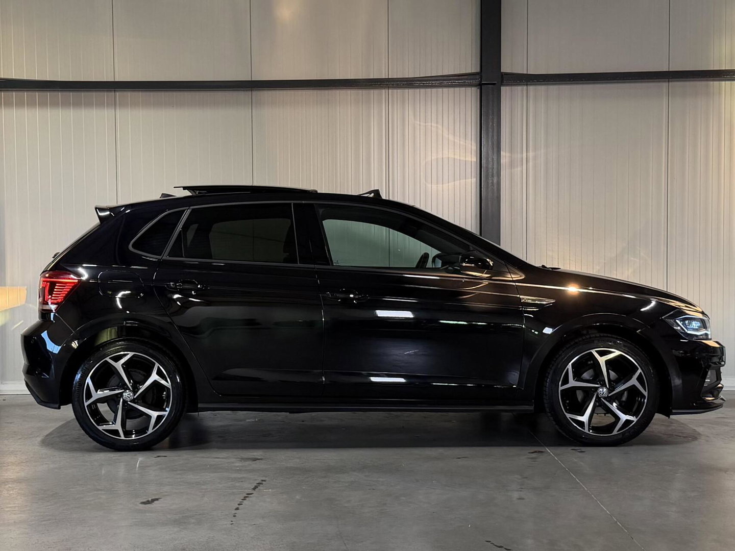 Volkswagen Polo 1.0 TSI R-line Pano Virtual Stoelverwarming