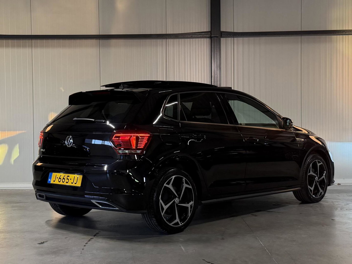 Volkswagen Polo 1.0 TSI R-line Pano Virtual Stoelverwarming