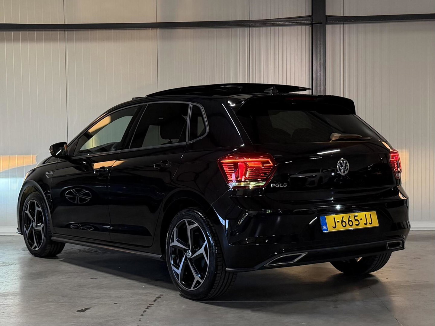 Volkswagen Polo 1.0 TSI R-line Pano Virtual Stoelverwarming