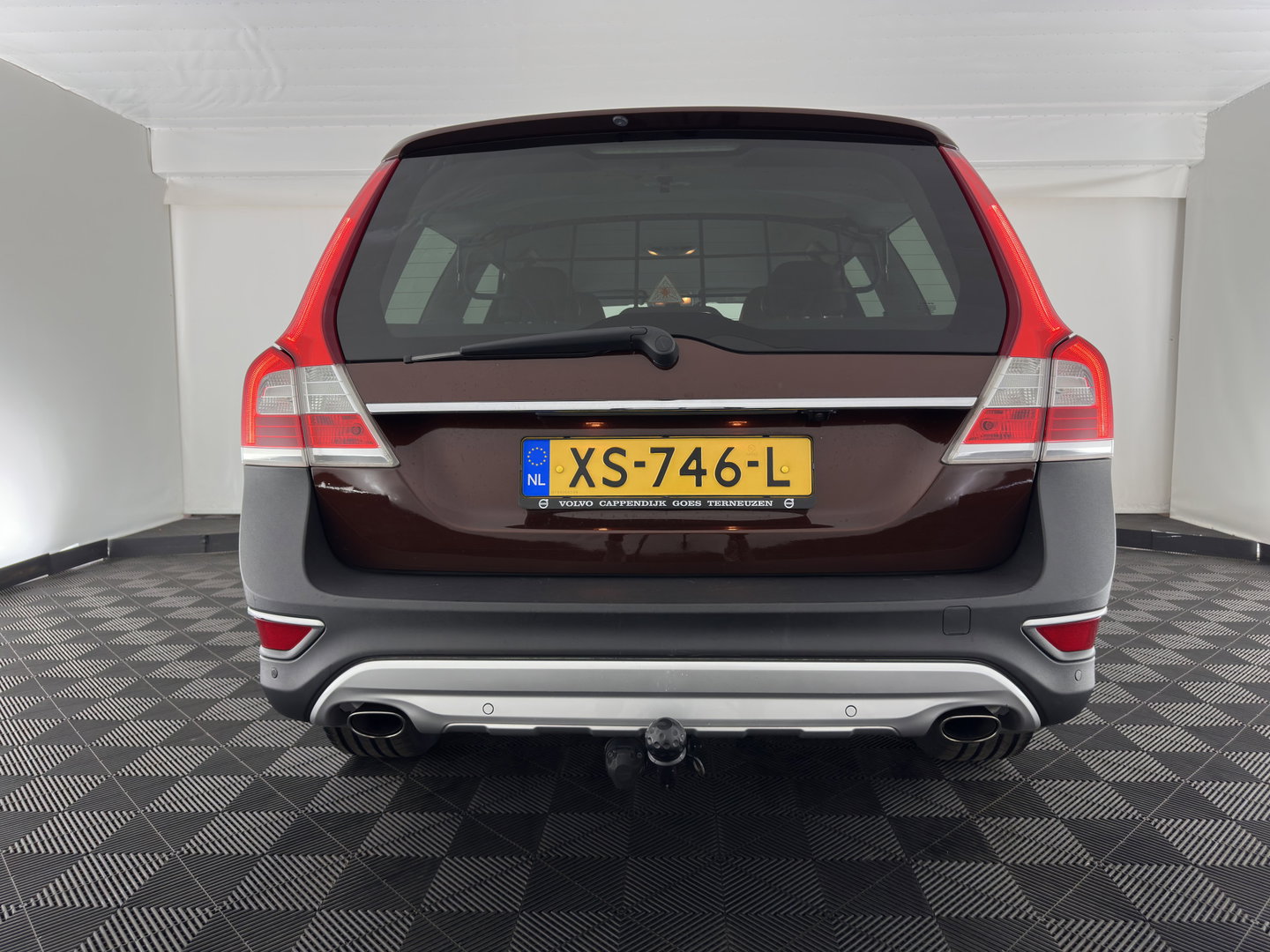 Volvo XC70 2.0 D4 FWD Inscription Edition Aut. *ADAPTIVE-CRUISE | LEATHER | XENON | HEATED-COMFORTSEATS | NAVI-FULLMAP | CAMERA | PRIVACY-GLASS | ECC | PDC | 17''ALU | TOWBAR*
