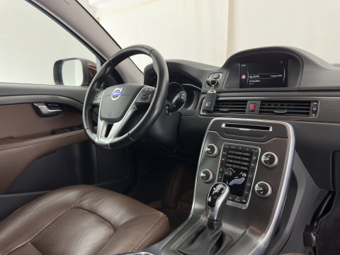 Volvo XC70 2.0 D4 FWD Inscription Edition Aut. *ADAPTIVE-CRUISE | LEATHER | XENON | HEATED-COMFORTSEATS | NAVI-FULLMAP | CAMERA | PRIVACY-GLASS | ECC | PDC | 17''ALU | TOWBAR*