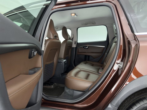Volvo XC70 2.0 D4 FWD Inscription Edition Aut. *ADAPTIVE-CRUISE | LEATHER | XENON | HEATED-COMFORTSEATS | NAVI-FULLMAP | CAMERA | PRIVACY-GLASS | ECC | PDC | 17''ALU | TOWBAR*