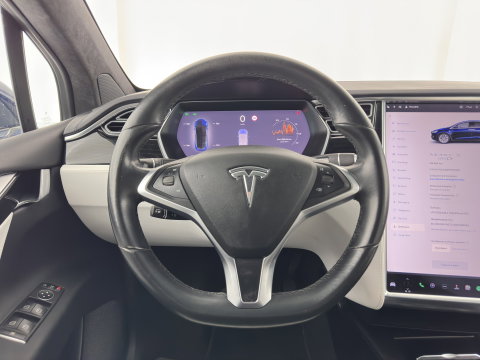 Tesla Model X 90D Base [6-Pers.] Aut. *PANO-WINDOW | AUTO-PILOT | LEATHER-FABRIC | NAVI-FULLMAP | FULL-LED | AIRSUSPENSION | DIGI-COCKPIT | CCS-FASTLOADER | KEYLESS | DAB+ | HEATED-SPORTSEATS | PRIVACY-GLASS | 20"ALU*