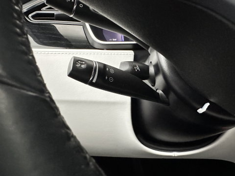 Tesla Model X 90D Base [6-Pers.] Aut. *PANO-WINDOW | AUTO-PILOT | LEATHER-FABRIC | NAVI-FULLMAP | FULL-LED | AIRSUSPENSION | DIGI-COCKPIT | CCS-FASTLOADER | KEYLESS | DAB+ | HEATED-SPORTSEATS | PRIVACY-GLASS | 20"ALU*