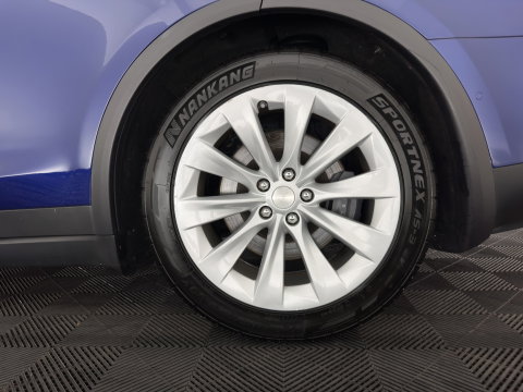 Tesla Model X 90D Base [6-Pers.] Aut. *PANO-WINDOW | AUTO-PILOT | LEATHER-FABRIC | NAVI-FULLMAP | FULL-LED | AIRSUSPENSION | DIGI-COCKPIT | CCS-FASTLOADER | KEYLESS | DAB+ | HEATED-SPORTSEATS | PRIVACY-GLASS | 20"ALU*