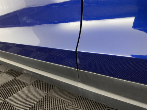 Tesla Model X 90D Base [6-Pers.] Aut. *PANO-WINDOW | AUTO-PILOT | LEATHER-FABRIC | NAVI-FULLMAP | FULL-LED | AIRSUSPENSION | DIGI-COCKPIT | CCS-FASTLOADER | KEYLESS | DAB+ | HEATED-SPORTSEATS | PRIVACY-GLASS | 20"ALU*