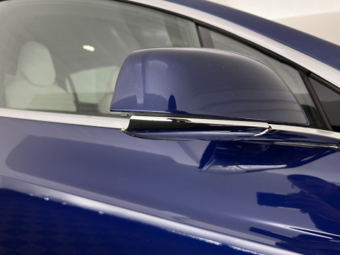 Tesla Model X 90D Base [6-Pers.] Aut. *PANO-WINDOW | AUTO-PILOT | LEATHER-FABRIC | NAVI-FULLMAP | FULL-LED | AIRSUSPENSION | DIGI-COCKPIT | CCS-FASTLOADER | KEYLESS | DAB+ | HEATED-SPORTSEATS | PRIVACY-GLASS | 20"ALU*