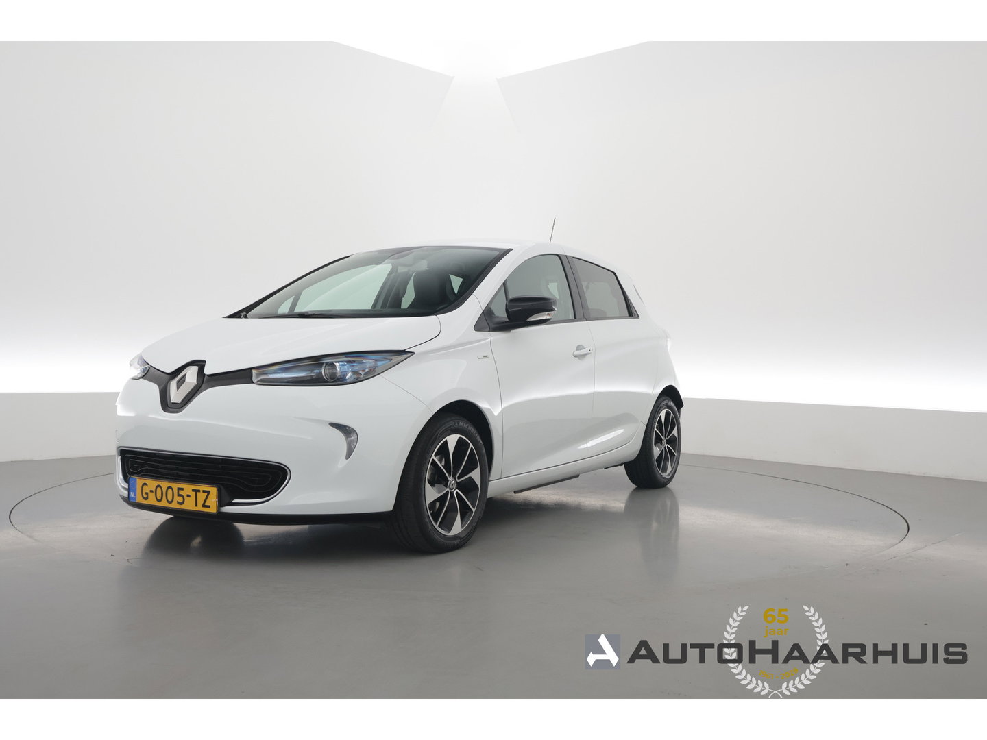 Renault ZOE R110 Bose 41 kWh | RIJKLAAR!! | SOH 92% | Cruise Contr. | Keyless | Camera | Bose Audio | PDC+A | 16 ''