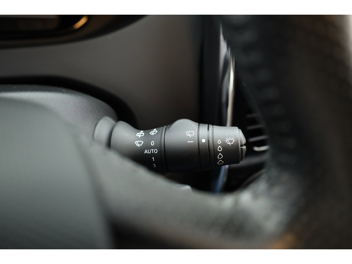 Renault ZOE R110 Bose 41 kWh | RIJKLAAR!! | SOH 92% | Cruise Contr. | Keyless | Camera | Bose Audio | PDC+A | 16 ''