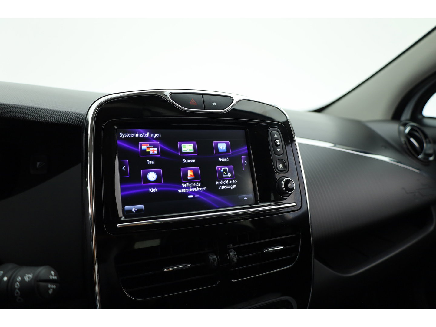 Renault ZOE R110 Bose 41 kWh | RIJKLAAR!! | SOH 92% | Cruise Contr. | Keyless | Camera | Bose Audio | PDC+A | 16 ''