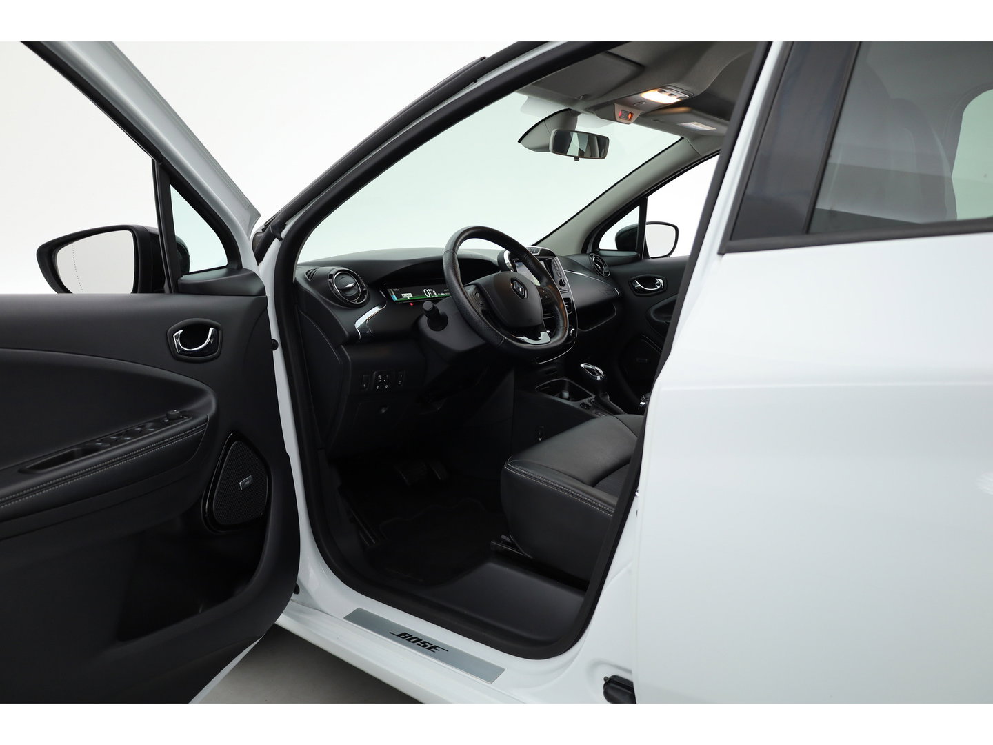Renault ZOE R110 Bose 41 kWh | RIJKLAAR!! | SOH 92% | Cruise Contr. | Keyless | Camera | Bose Audio | PDC+A | 16 ''