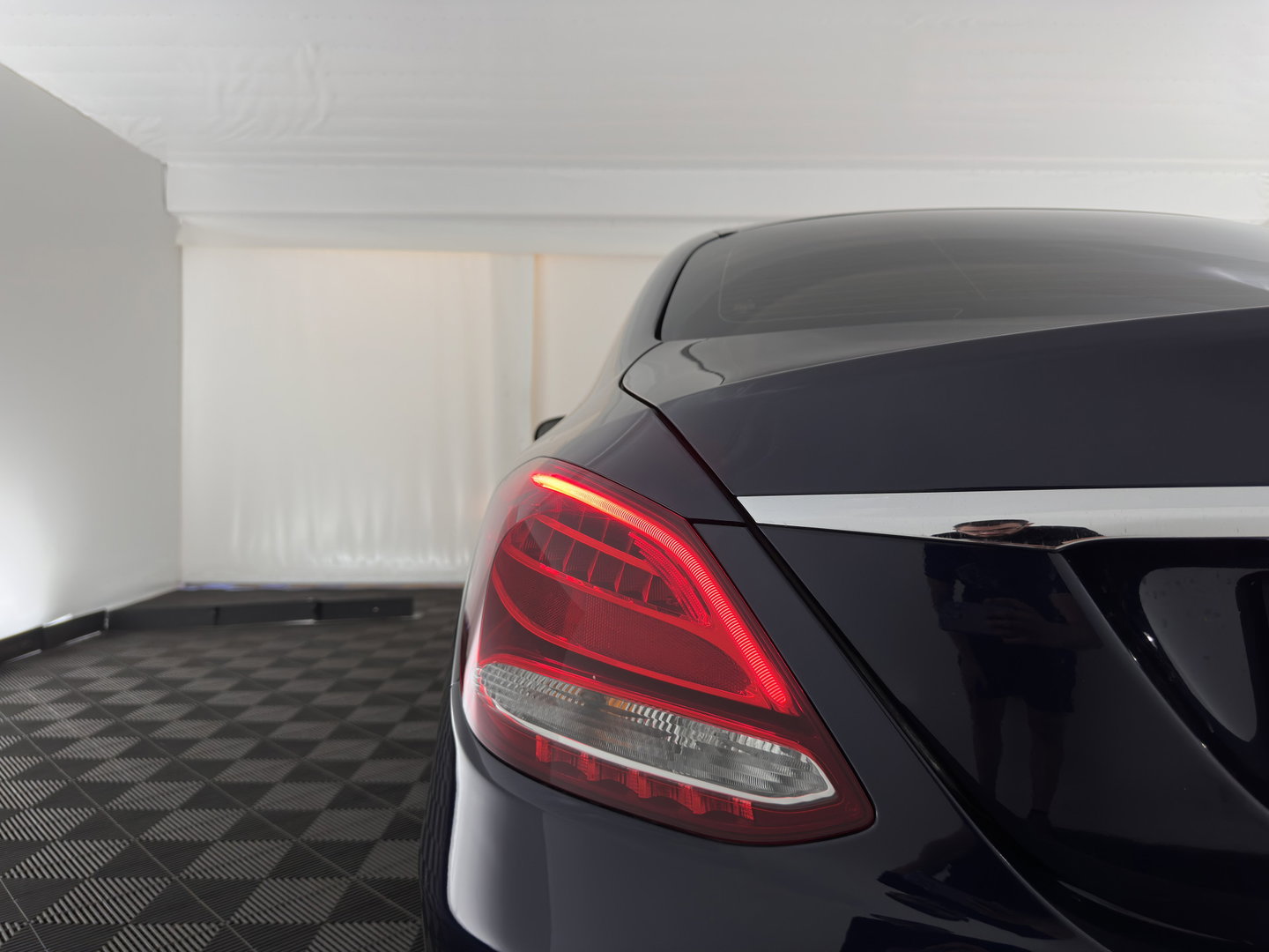 Mercedes-Benz C-Klasse 200 CDI (INCL-BTW) *LEATHER-FABRIC | NAVI-FULLMAP | COMFORTSEATS | ECC | PDC | CRUISE | PRIVACY-GLASS | 17''ALU*